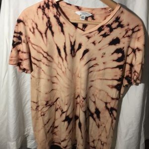 Men’s Large Calvin Klein Body Fit Shirt Size Large